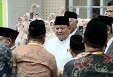 Disambut Salawat, Presiden Prabowo Tiba di Gontor Hadiri Peringatan 1 Abad