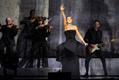 Parade Busana Mewah Celine Dion dalam Konser Comeback di Paris