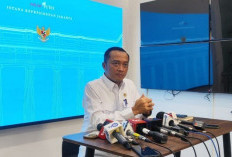 Mensesneg: Jangan Kaitkan Kasus Febrie Adriansyah dengan Presiden