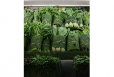  Supermarket Thailand Gunakan Daun Pisang Gantikan Plastik Sekali Pakai