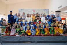 Kebaya Hadir di Ruang Modern, Ibu-Ibu Berkeliling Mall of Serang dalam Parade Pelestarian Budaya