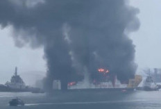 KMP Batumandi Terbakar di Selat Sunda, Menhub Minta Polri dan KNKT Usut Penyebabnya