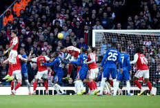 Arsenal Menang Tipis 2-1 atas Chelsea di Emirates dan Pertahankan Puncak Klasemen Premier League