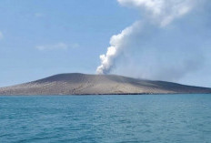 Keluarkan Abu Vulkanik, Status Gunung Anak Krakatau Masih Siaga Level III