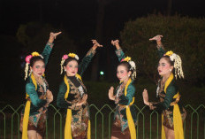 Rayakan Hari Teater Sedunia, Komunitas Seni Cilegon dan UKM Sebawon Hidupkan Alun-Alun